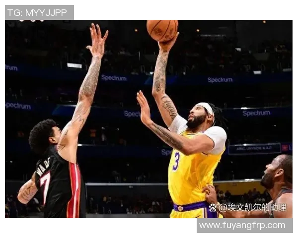 12月12日湖人与热火精彩对决全场录像回放及赛后分析 12月12日湖人与热火精彩对决全场录像回放及赛后分析